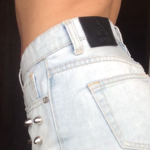 UNIF high waisted studded shorts - Picture 3 of 3